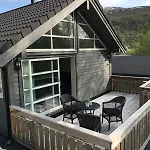 Amazing In The Heart Of Nordfjordeid