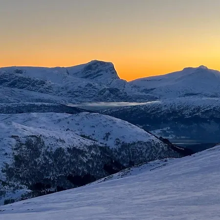 In The Heart Of Nordfjord Semesterbostad Nordfjordeid